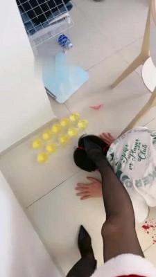 【一茶】圣诞女郎调教小奶狗 bf22263
