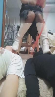 【乐爷】女老板圈养3只畜生 bf15261