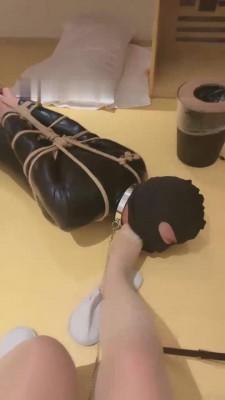 【盈盈】五花大绑暗黑囚禁狗奴 bf12808