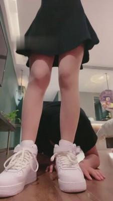 【悦主大大】空军一号肉丝羞辱狗 bf14086