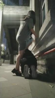 【月玖儿】深夜户外遛狗 bf13601