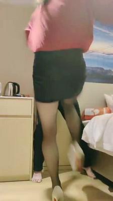 【飞扬女王】寂寞少妇暴力虐打 bf20955