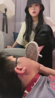 【不知名美女】看闺蜜怎么虐待自己的男友【双视角版】 bf13302