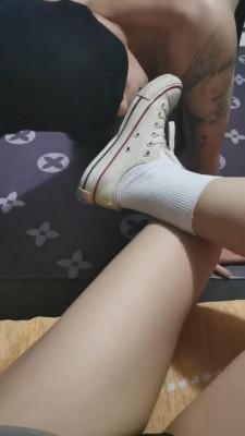 【北京宠儿】过来闻主人的臭棉袜 bf4235