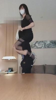 【上海糖糖老师】御姐黑丝欺负小奶狗 bf4080