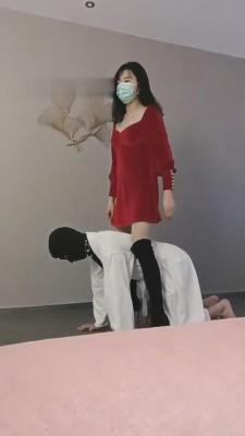 【上海糖糖老师】骑马羞辱小奶狗 bf7813