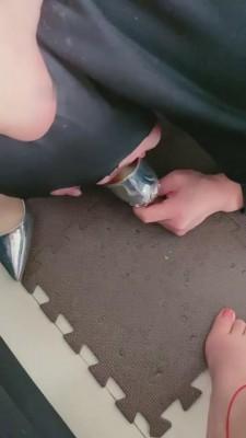 【玖幽】高跟鞋踩踏面包喂食 bf7463