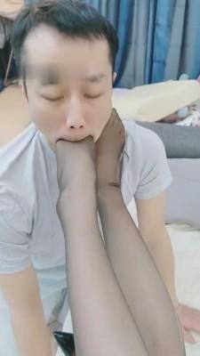 【美丝大】无底线诱惑各种姿势 bf9042
