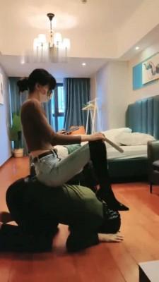 【暴力美学】过膝高跟重度提档骑马耳光喂食碾压 bf7443