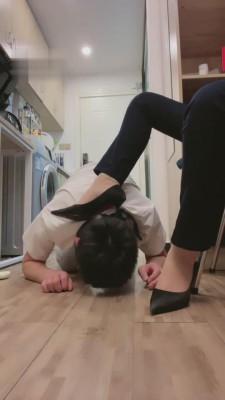 【御严】剧情-男邻居猥琐下班女白领  bf5484