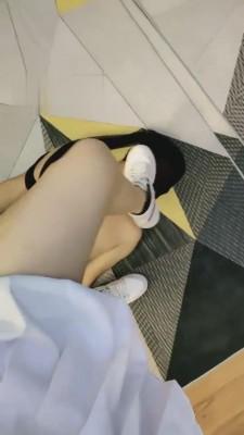 【丫丫啊】大学生S御姐范羞辱学弟 bf994