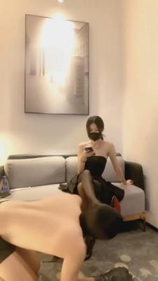 【希希子】绿帽狗奴非要来犯贱 bf1033