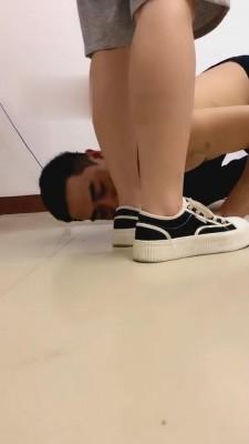 【胖虎】原味脚羞辱绿帽圈养奴 bf2324