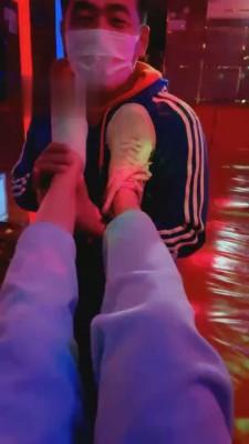 【悦主大人】KTV原味船袜羞辱同事 bf2791