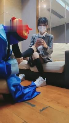 【暴力美学】空军鞋耳光-强迫坐脸窒息-踢裆深喉 bf3112