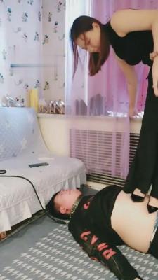 【夜色女S】恋足口水鞭打全体重踩踏 bf3054