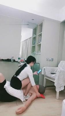 【星期六】粗口羞辱口水挑战1000耳光 G-210810-18
