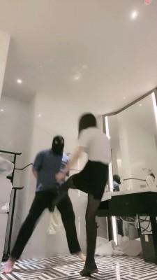 【虞姬】御姐各种皮靴踢裆 bf16485
