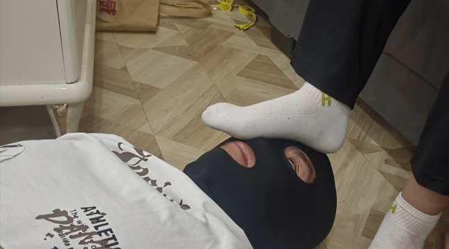 初中残暴精神小妹跳踩调教 YC-250608-8
