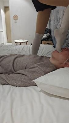 【啦啦啦】舞蹈小姐姐超臭长筒袜深喉调教 ACYC-2783