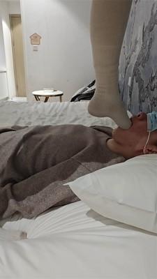 【啦啦啦】舞蹈小姐姐超臭长筒袜深喉调教 ACYC-2783