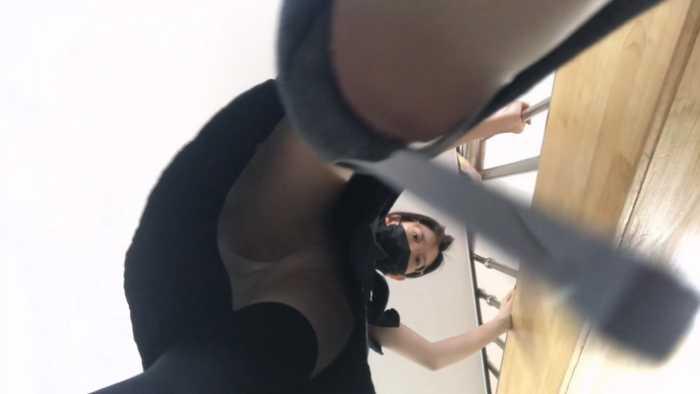 终篇：小鱼女神第一视角肉丝高跟长靴全体重踩踏 YC-250504-3