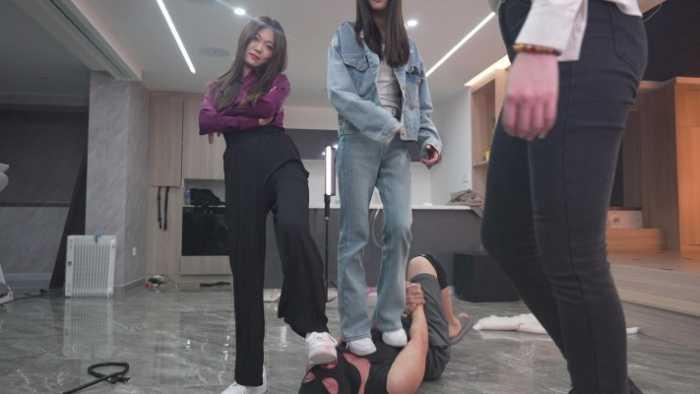 超级三美女YAPOO风格顶级大制作 大量美女成吨圣水混合 YC-250502-8