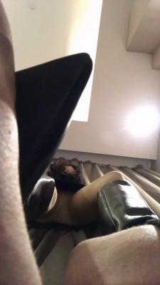 第一季：小鱼女神第一视角肉丝高跟长靴在奴隶身上蹦迪，中指羞辱 YC-250430-5