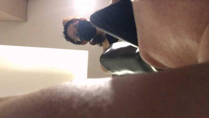 第一季：小鱼女神第一视角肉丝高跟长靴在奴隶身上蹦迪，中指羞辱 YC-250430-5