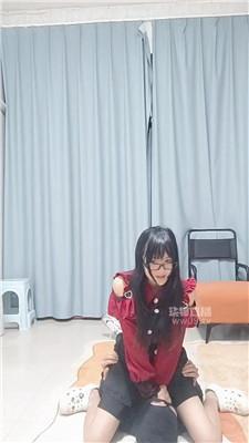 【小舞酱】坐脸窒息-洞洞鞋踩虐 bf59554