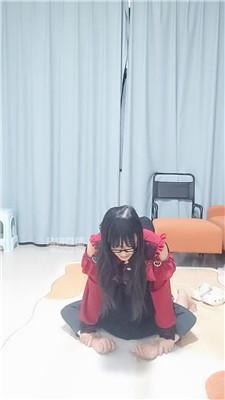 【小舞酱】坐脸窒息-洞洞鞋踩虐 bf59554