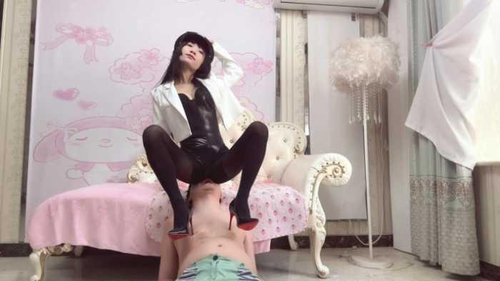 【兔粉粉】女警也坐脸 YC-250420-5