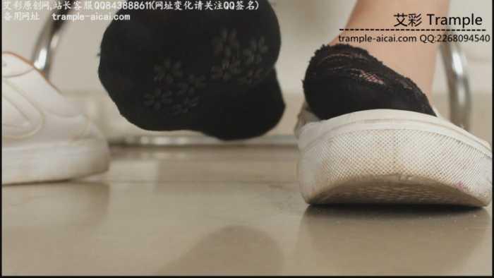 超劲爆剧情片《第一视角残忍女医生虐待病人》 YC-190425-3