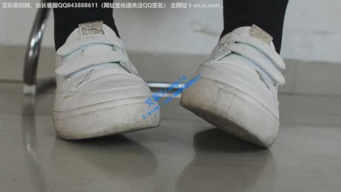 缩小+口水+语言调教+同学剧情（劲爆） JS250403~1