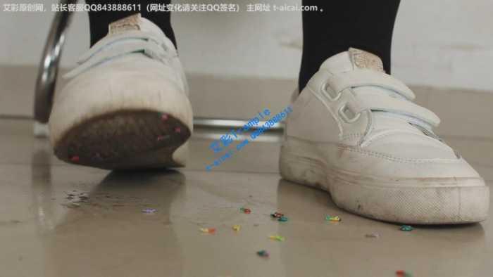 缩小+口水+语言调教+同学剧情（劲爆） JS250403~1